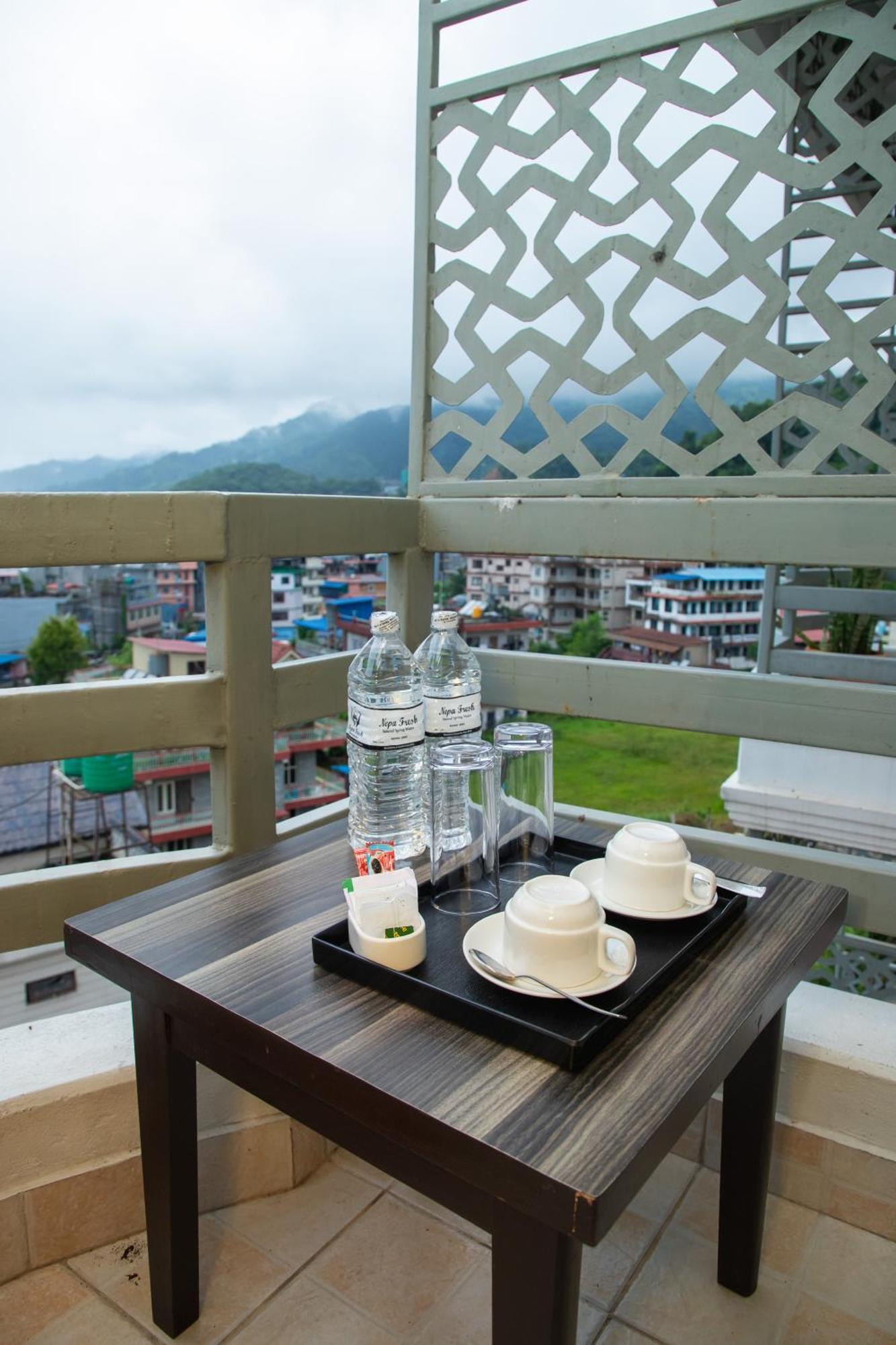 Chautari Boutique Hotel Pokhara Eksteriør bilde