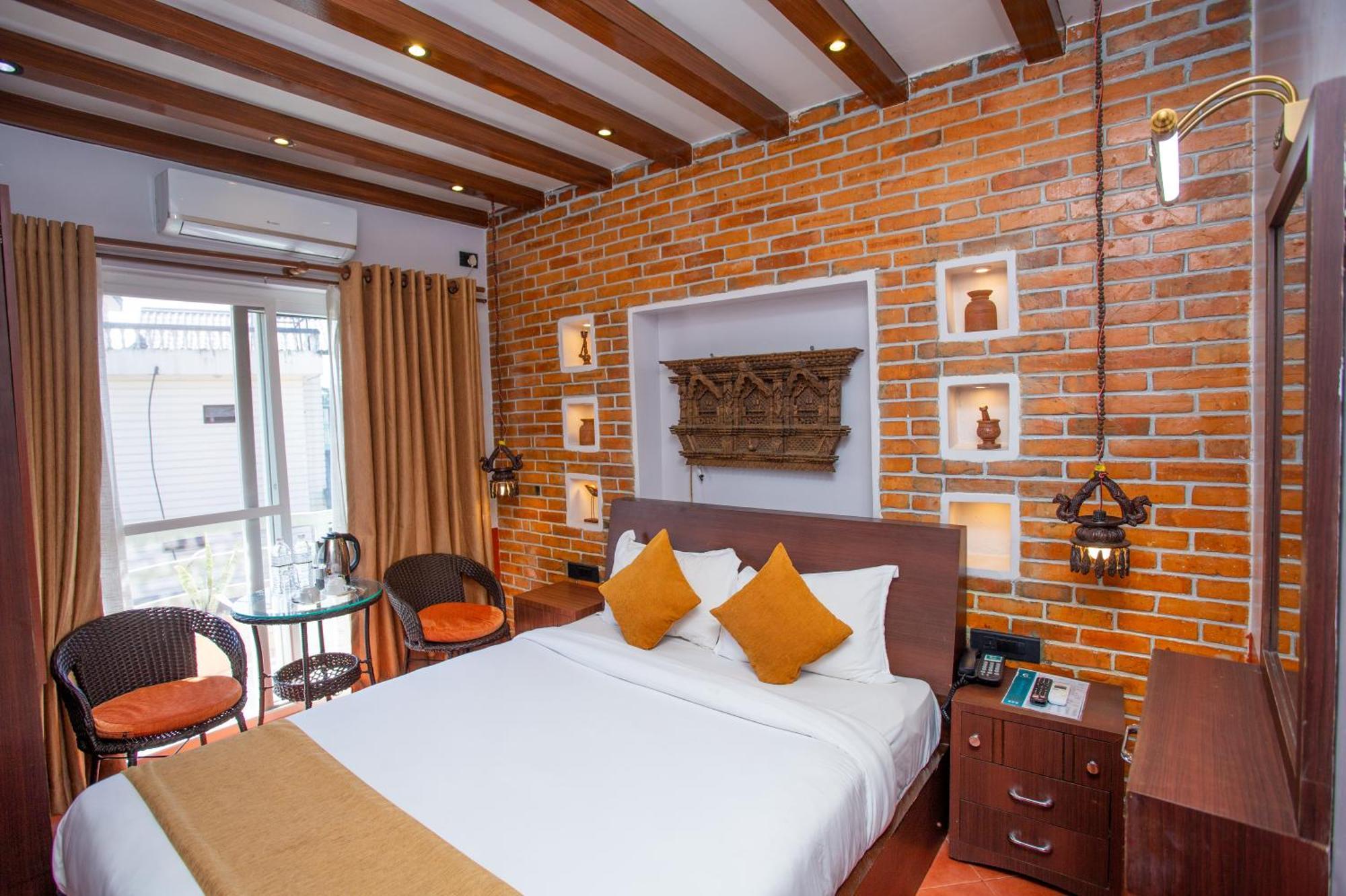 Chautari Boutique Hotel Pokhara Eksteriør bilde