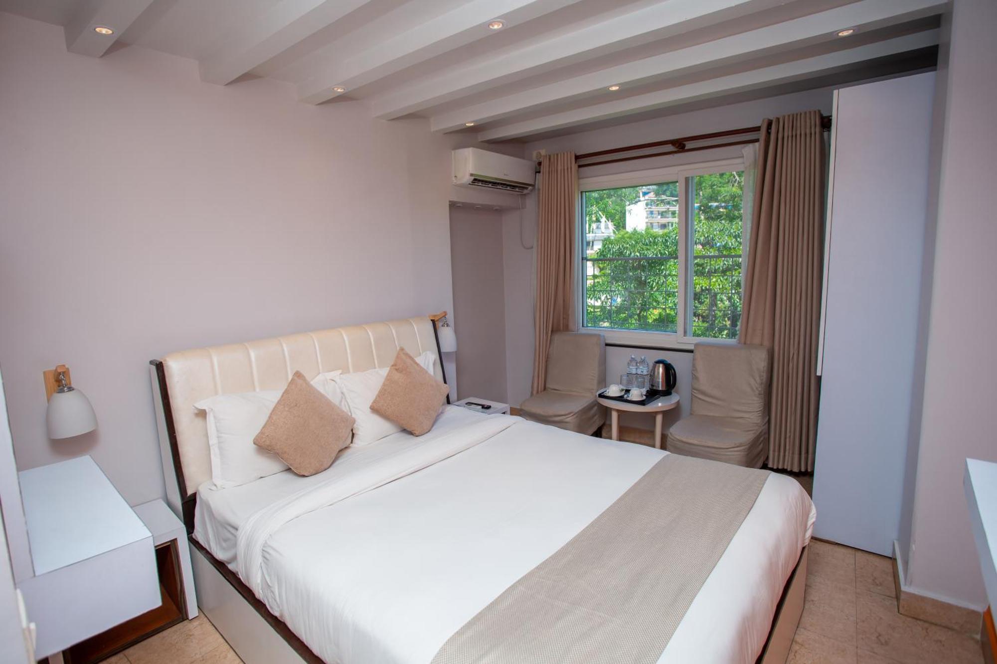 Chautari Boutique Hotel Pokhara Eksteriør bilde