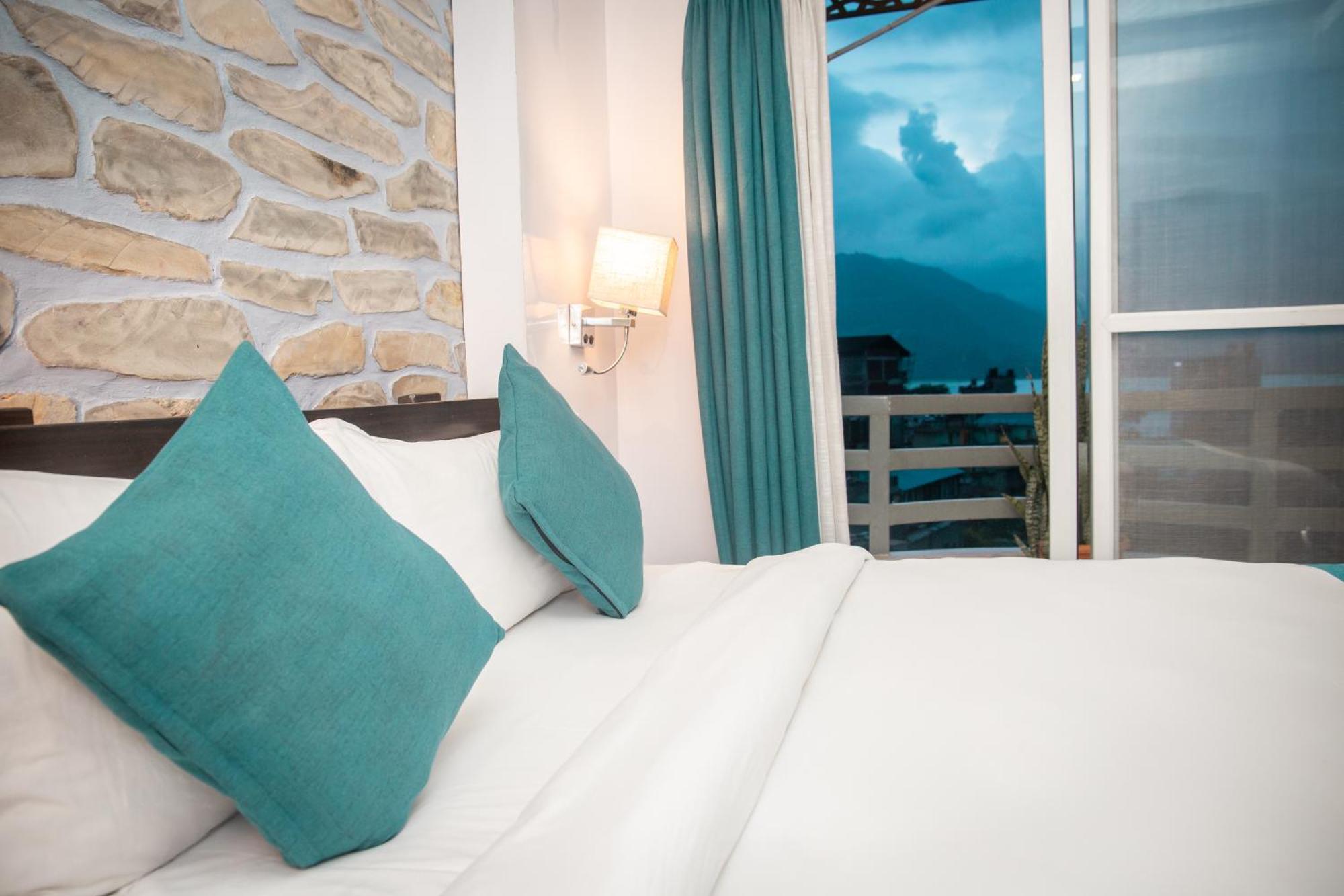 Chautari Boutique Hotel Pokhara Eksteriør bilde